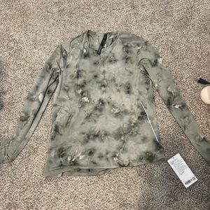 Lululemon shirt